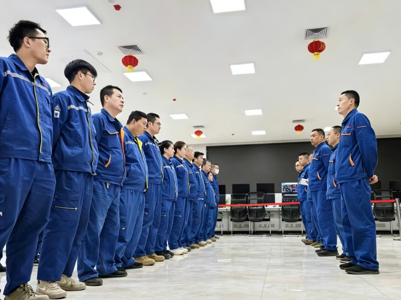 压实安全责任 筑牢发展根基